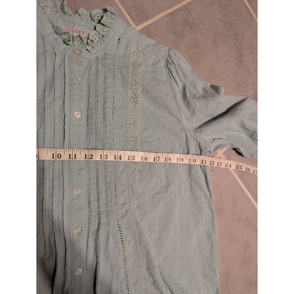 LOFT Women’s Sage Green BluCottagecore Lace Trim Pintuck Button Front Blouse L/p - Picture 7 of 12
